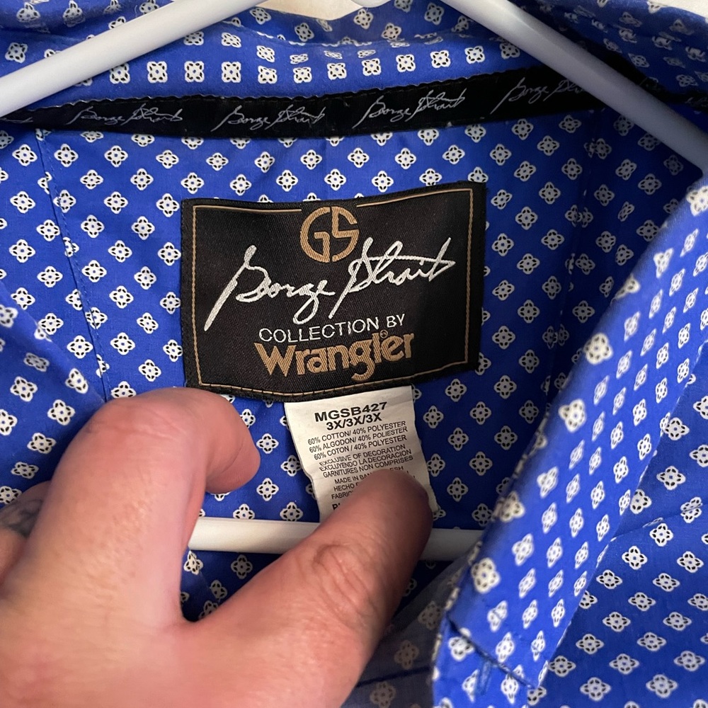 Wrangler George straight button down - Picture 2 of 2